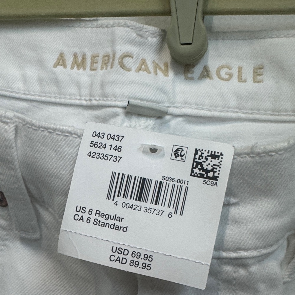 American Eagle Outfitters White Embroidered Floral Jeans - Picture 4 of 6